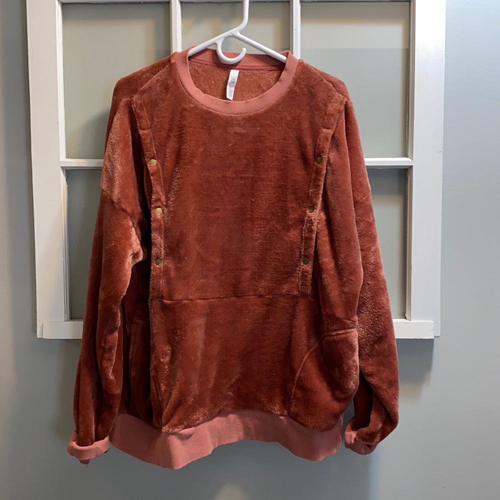 Latched Mama Nursing Sweatshirt